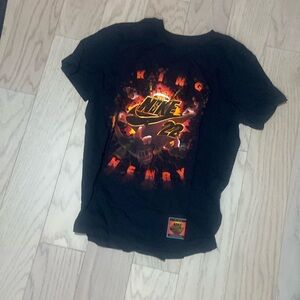 Nike King Henry Black T-Shirt Size Large